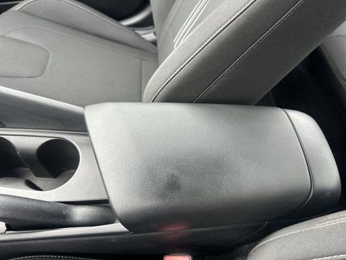 Used 2021 Hyundai Elantra SEL image 25