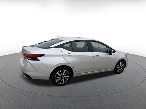 Used 2025 Nissan Versa SV FWD image 13