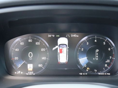 Used 2021 Volvo V60 T5 Cross Country w/ Protection Package image 29