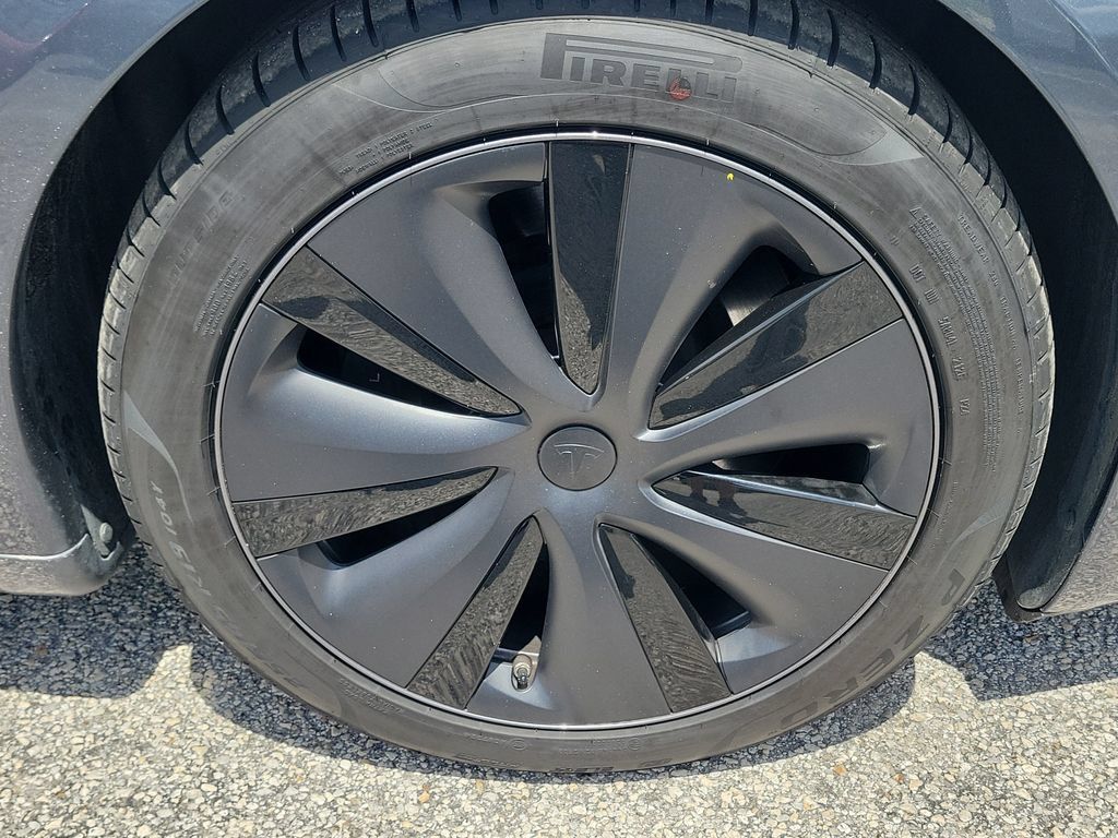Used 2021 Tesla Model S Plaid AWD/4WD image 5
