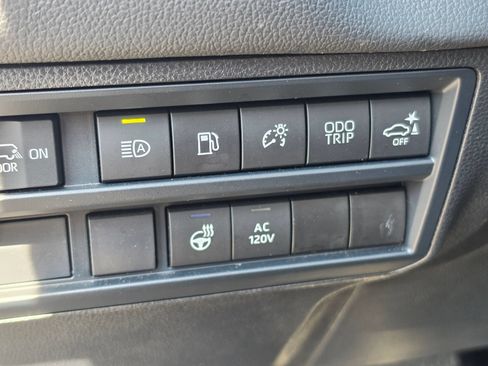 Used 2024 Toyota Sequoia Limited w/ Tow Technology Package AWD/4WD image 15