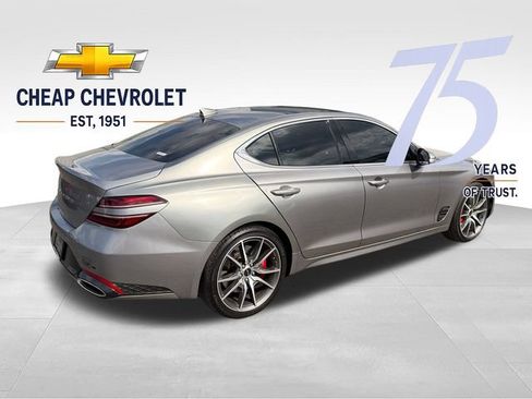 Used 2025 Genesis G70 2.5T RWD image 5