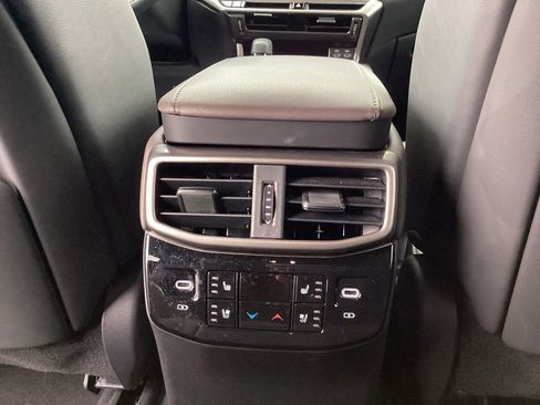 Used 2024 Lexus RX 350 AWD w/ Convenience Package image 17