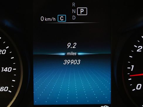 Used 2022 Mercedes-Benz GLC 300 4MATIC Coupe image 20