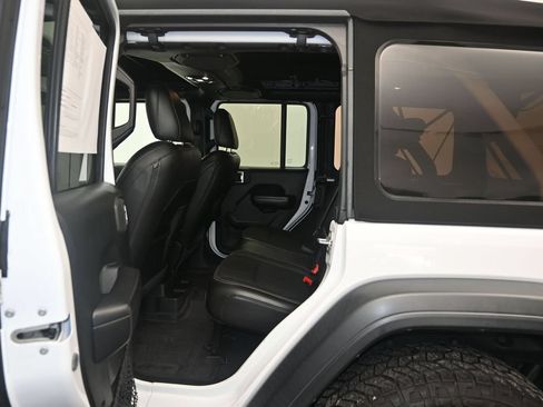 Used 2020 Jeep Wrangler Unlimited Sport AWD/4WD image 22