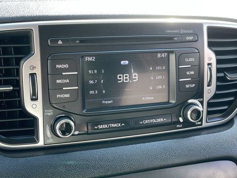 Used 2018 Kia Sportage LX AWD/4WD image 32