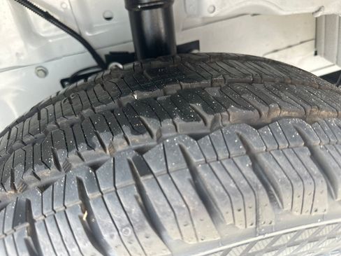 New 2026 Ford Transit 250 148 Medium Roof w/ Load Area Protection Package image 25