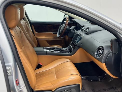 Used 2015 Jaguar XJ L Portfolio AWD/4WD image 35
