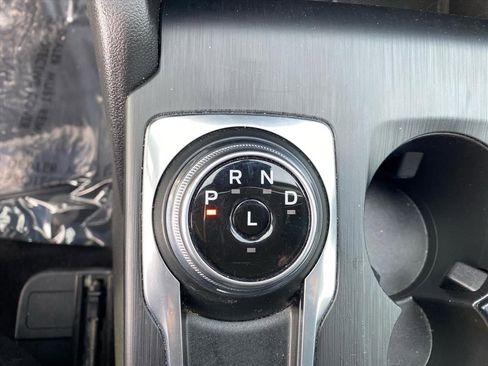 Used 2025 Ford Escape Platinum image 12