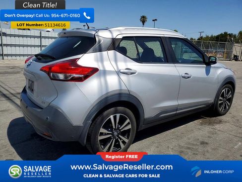 Used 2020 Nissan Kicks SV FWD image 4