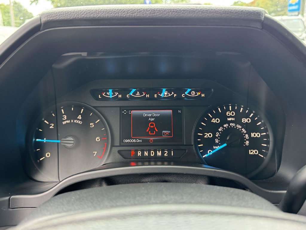 Used 2017 Ford F150 XL w/ Equipment Group 101A Mid AWD/4WD image 26
