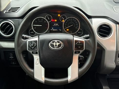 Used 2017 Toyota Tundra SR5 w/ SR5 Upgrade Package RWD image 14