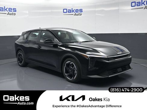 New 2026 Kia K4 EX FWD image 1