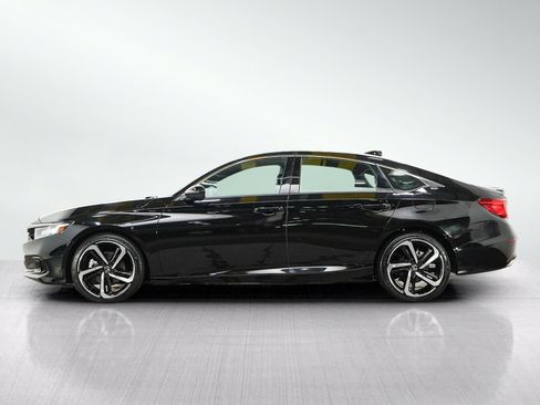 Used 2022 Honda Accord Sport image 2