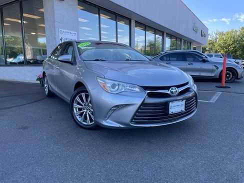 Used 2015 Toyota Camry XLE FWD image 3