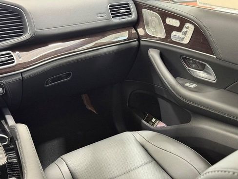 New 2026 Mercedes-Benz GLE 450 4MATIC image 9