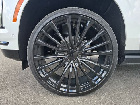 Used 2025 Cadillac Escalade Sport w/ Touring Package AWD/4WD image 52