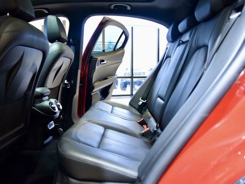 Used 2023 Alfa Romeo Stelvio Ti w/ Active Assist Plus Package image 18