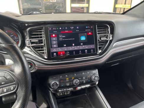 Used 2023 Dodge Durango GT image 18