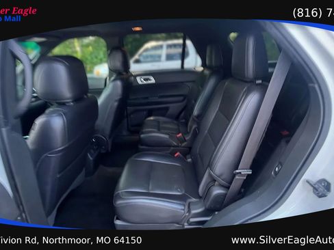 Used 2014 Ford Explorer Limited w/ Equipment Group 301A FWD image 9