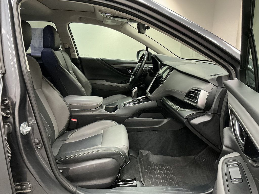Used 2024 Subaru Outback Onyx Edition AWD/4WD image 31