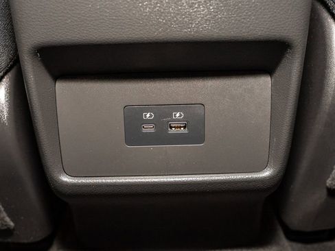 Certified 2023 Nissan Rogue SV image 7