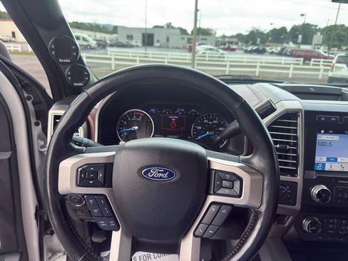 Used 2019 Ford F250 Platinum w/ Platinum Ultimate Package AWD/4WD image 18