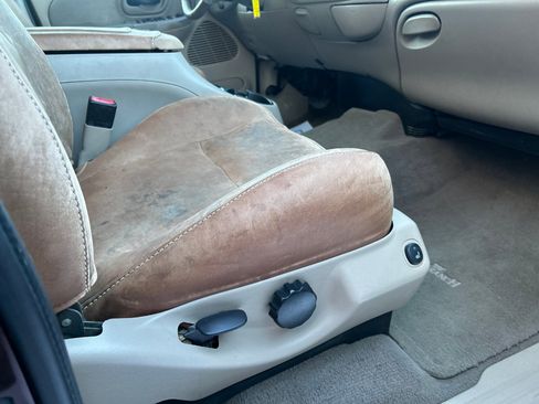 Used 2001 Ford F150 King Ranch image 16