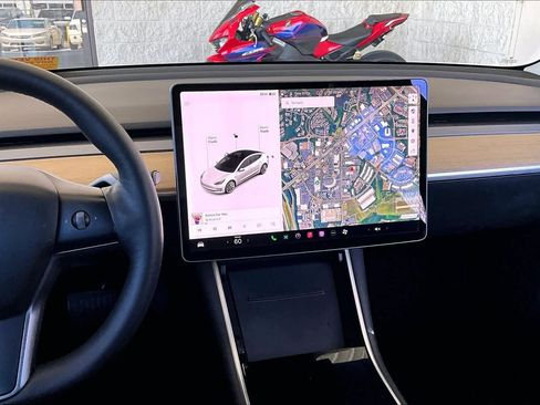 Used 2019 Tesla Model 3 Standard Range RWD image 6