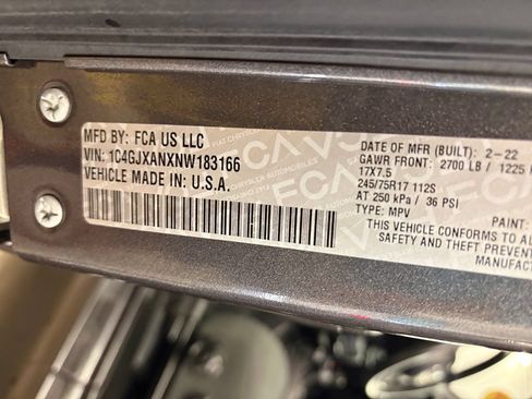 Used 2022 Jeep Wrangler Sport AWD/4WD image 31