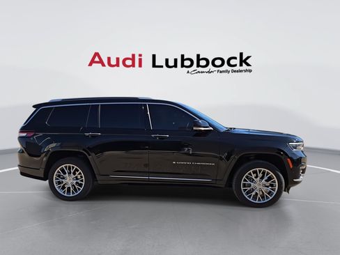 Used 2023 Jeep Grand Cherokee L Summit w/ Advanced Protech Group IV AWD/4WD image 2
