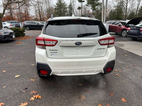 Used 2019 Subaru Crosstrek 2.0i Premium w/ Moonroof Package image 4