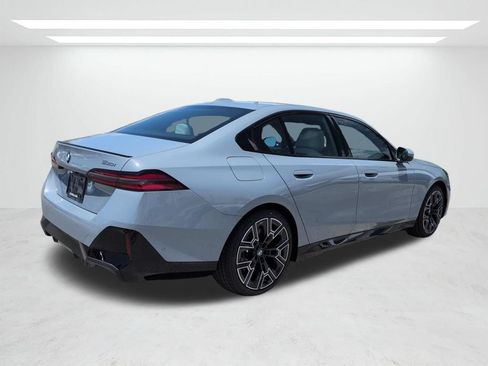 New 2027 BMW 530i w/ M Sport Package RWD image 4