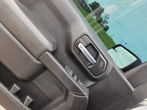 Used 2021 Chevrolet Silverado 1500 Custom RWD image 11