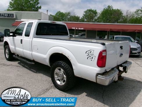Used 2012 Ford F250 XL w/ XL Value Pkg image 3