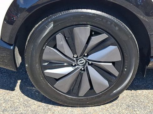 Certified 2024 Nissan Ariya AWD image 9