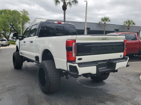 Used 2025 Ford F350 Platinum w/ Platinum Plus Package image 6