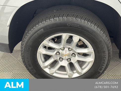 Used 2025 Chevrolet Tahoe LT AWD/4WD image 21