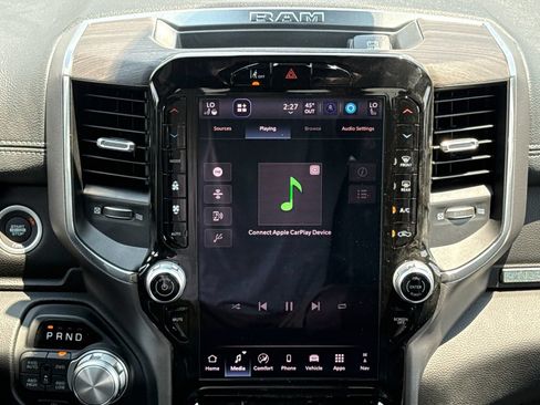 New 2026 RAM 1500 Laramie AWD/4WD image 13