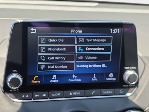 Used 2024 Nissan Sentra SV FWD image 19