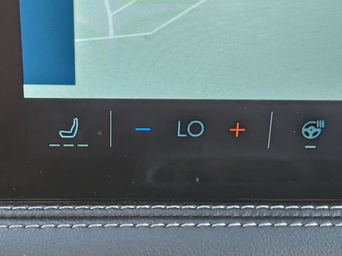 New 2025 Lincoln Corsair AWD w/ Equipment Group 101A image 22