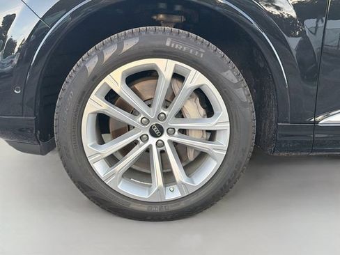 Certified 2025 Audi Q7 2.0T Premium AWD/4WD image 42