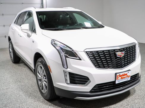 Used 2022 Cadillac XT5 Premium Luxury AWD/4WD image 5