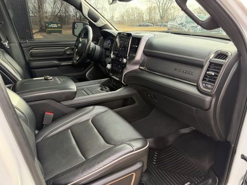 Used 2019 RAM 1500 Limited image 33