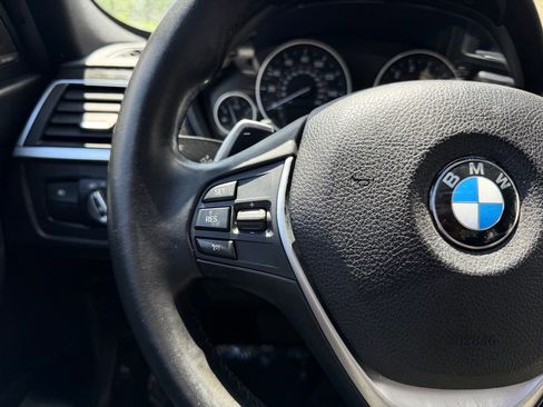 Used 2017 BMW 340i xDrive Sedan AWD/4WD image 28