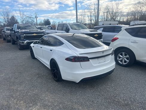 Used 2021 Tesla Model S Plaid image 5