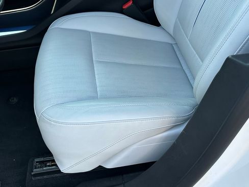 Used 2024 Cadillac Lyriq Sport w/ LPO, Floor Liner Package AWD/4WD image 8