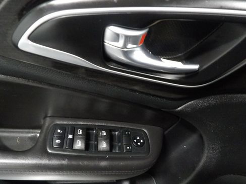 Used 2015 Chrysler 200 C w/ Navigation & Sound Group I FWD image 7