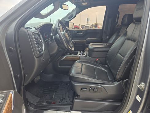 Used 2021 Chevrolet Silverado 1500 High Country AWD/4WD image 9