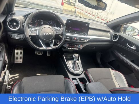 Used 2022 Kia Forte GT w/ GT Technology Package FWD image 6
